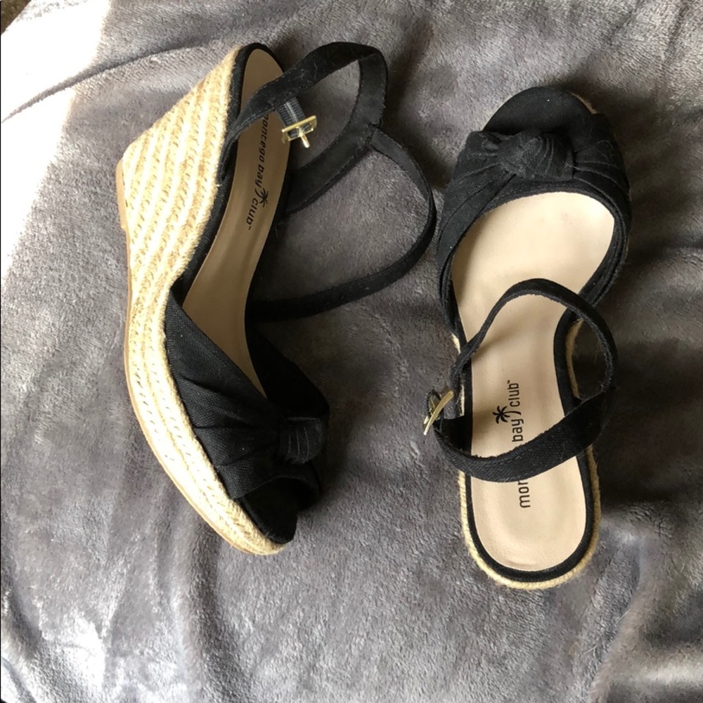Wedges Black and Tan